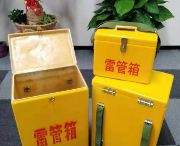 八宿玻璃钢雷管箱有哪些特点